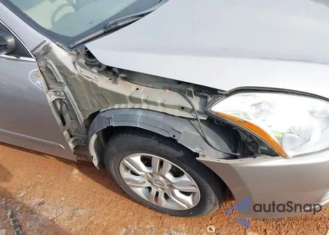 2011 Nissan Altima 2.5 S z USA, uszkodzony, nr VIN 1N4AL2AP9BC160601